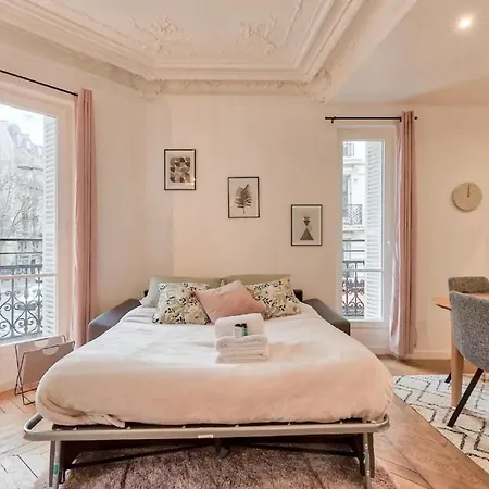Sacre Coeur Apartment Paris